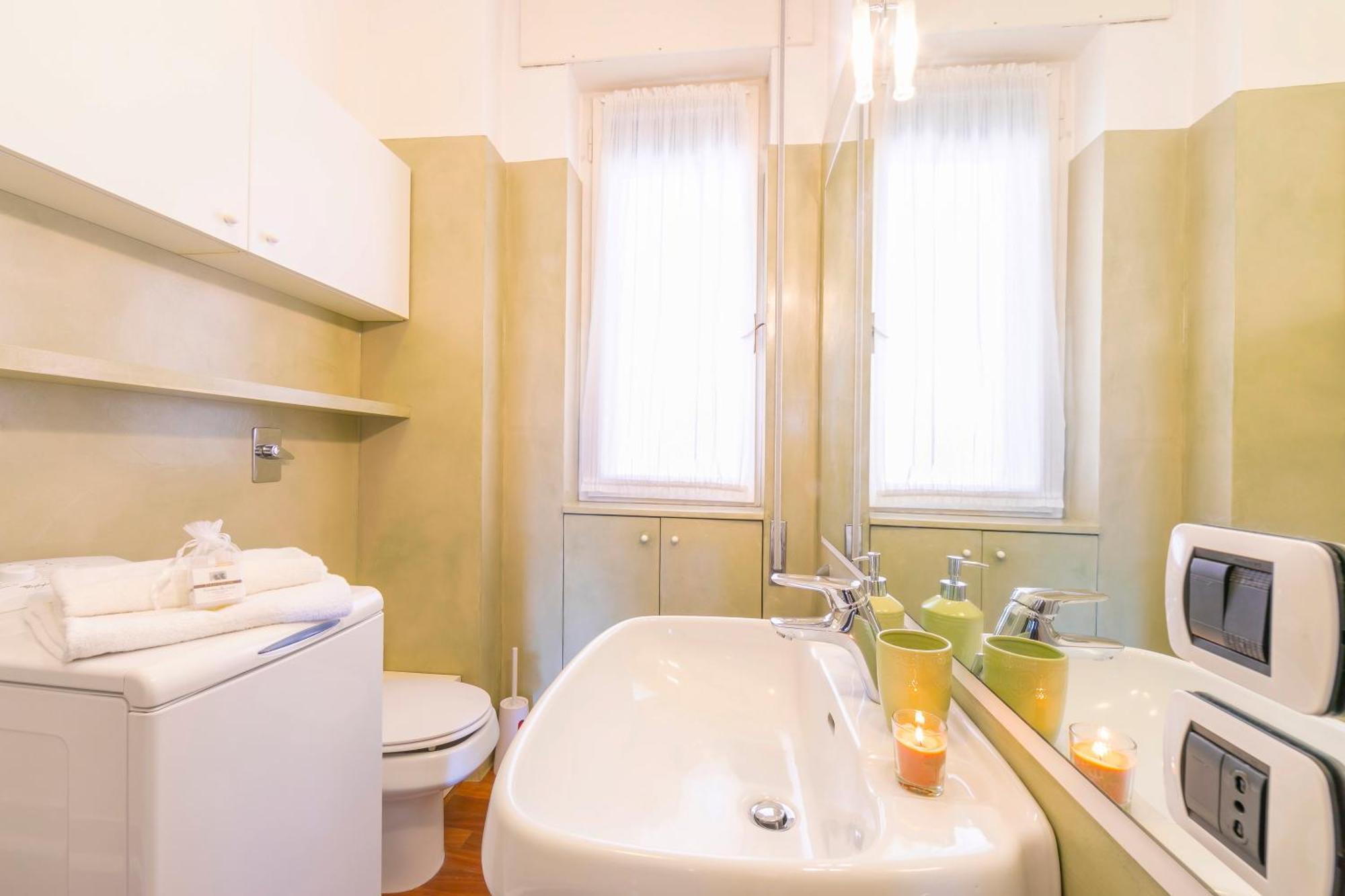 Appartamento Il Golfo Lake View - Happy Rentals Laveno Εξωτερικό φωτογραφία